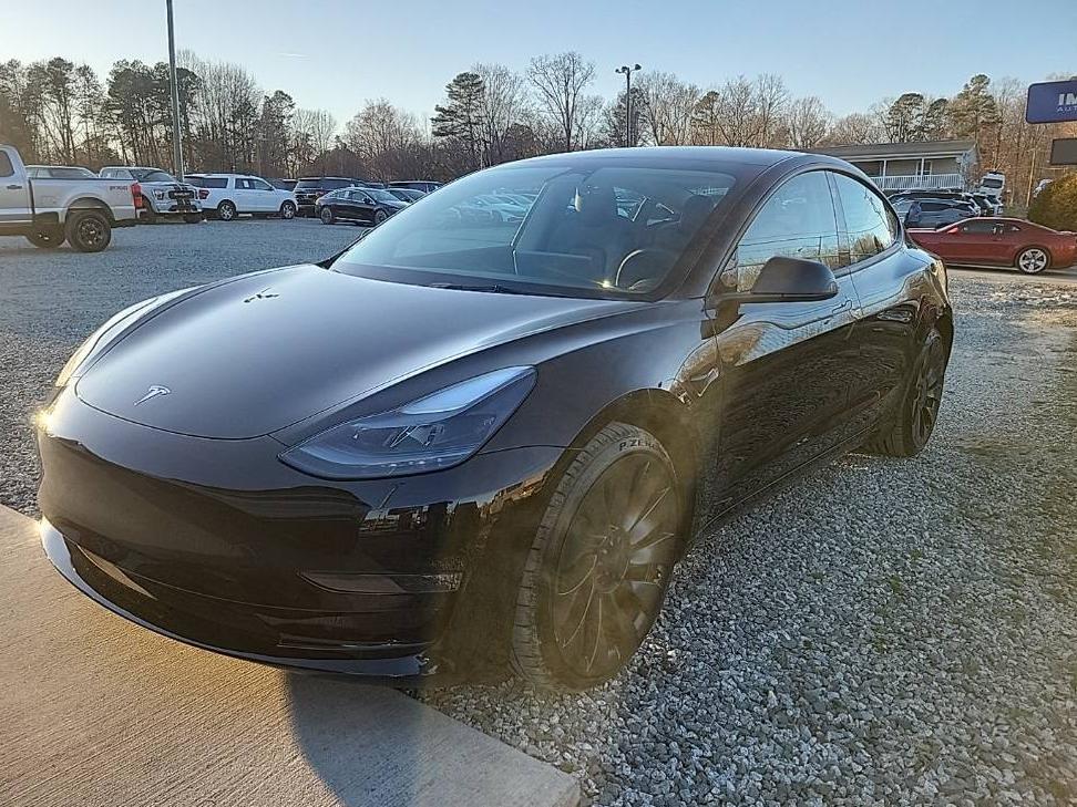 TESLA MODEL 3 2023 5YJ3E1EC8PF686520 image